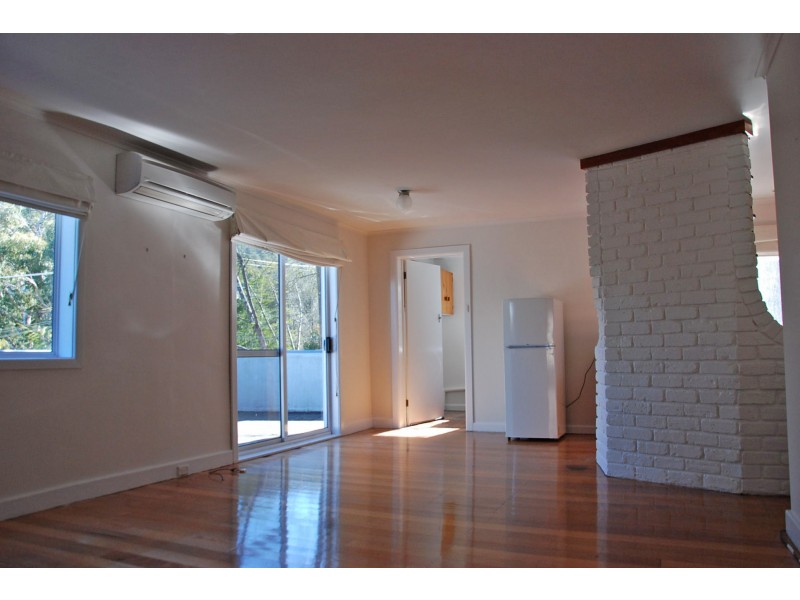 7 Churchill  Road, Taroona TAS 7053