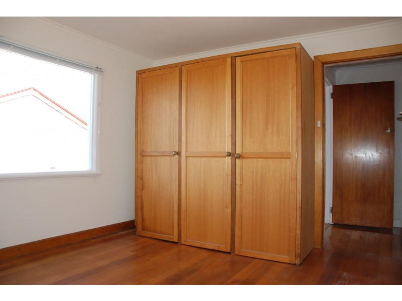 7 Churchill  Road, Taroona TAS 7053