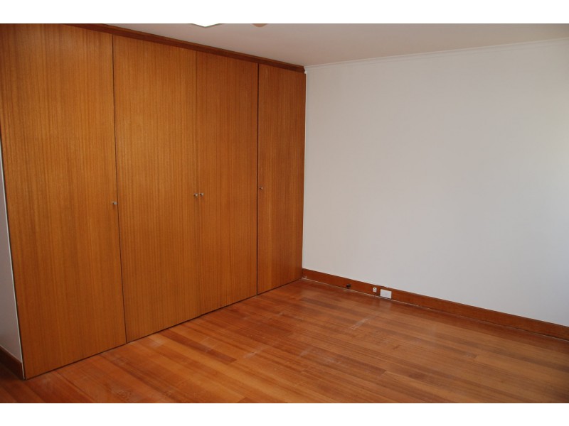 7 Churchill  Road, Taroona TAS 7053