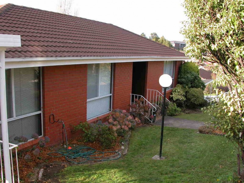 34A Willowdene Avenue, Sandy Bay TAS 7005