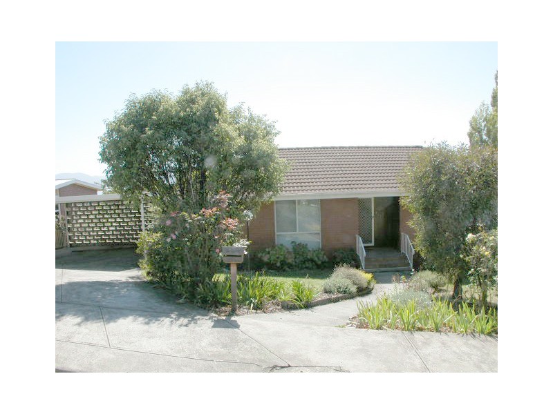 34A Willowdene Avenue, Sandy Bay TAS 7005