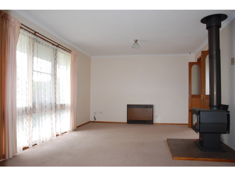 2 Wattle Street, Kingston TAS 7050