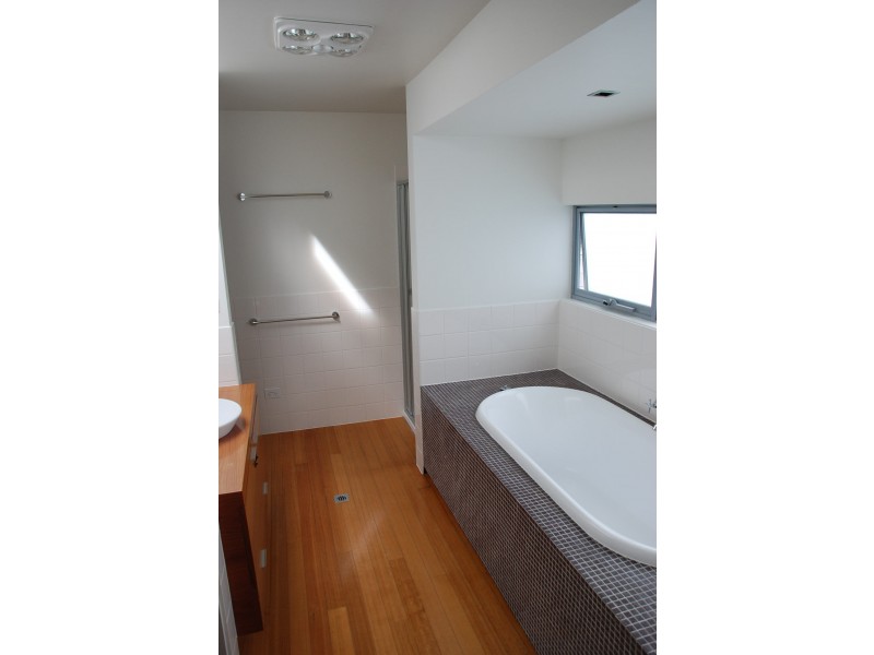 10 Liberty Court, Blackmans Bay TAS 7052