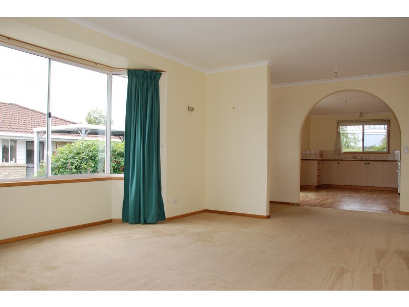 2/4 Lester Court, Kingston TAS 7050