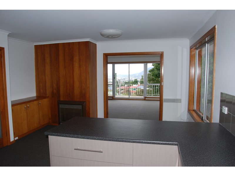 4 Benjafield Terrace, Mount Stuart TAS 7000