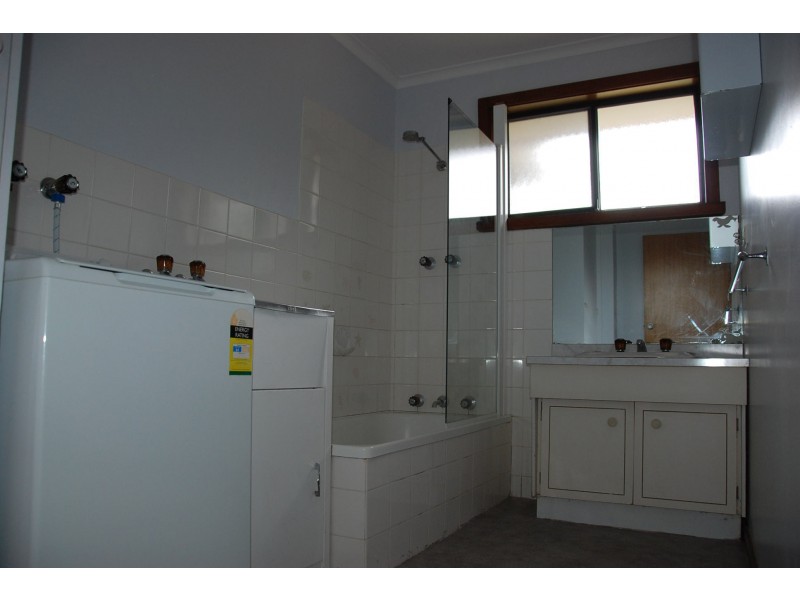 1/63 Allumba Street, Howrah TAS 7018