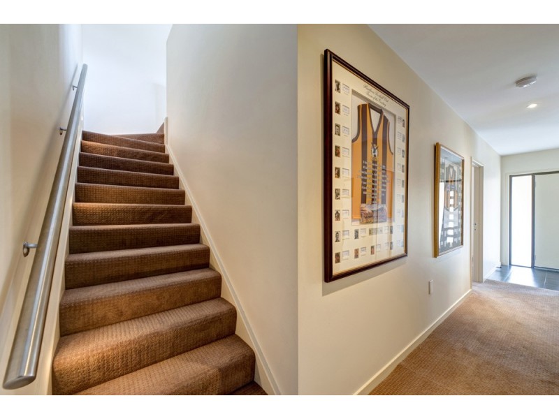 25 Jennings Street, New Town TAS 7008