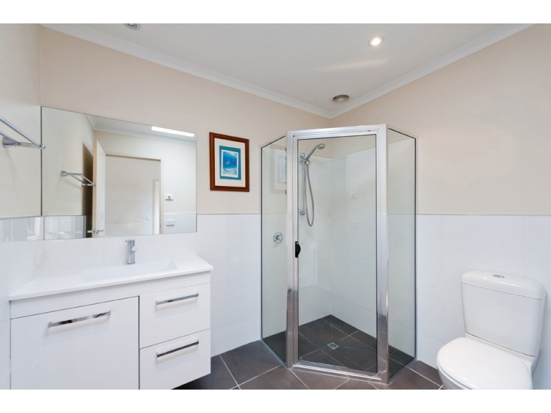 25 Jennings Street, New Town TAS 7008