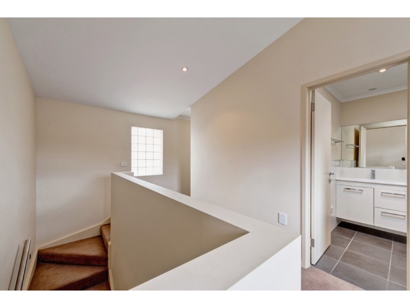 25 Jennings Street, New Town TAS 7008