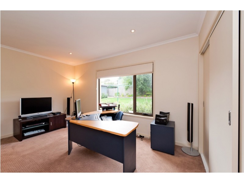 25 Jennings Street, New Town TAS 7008