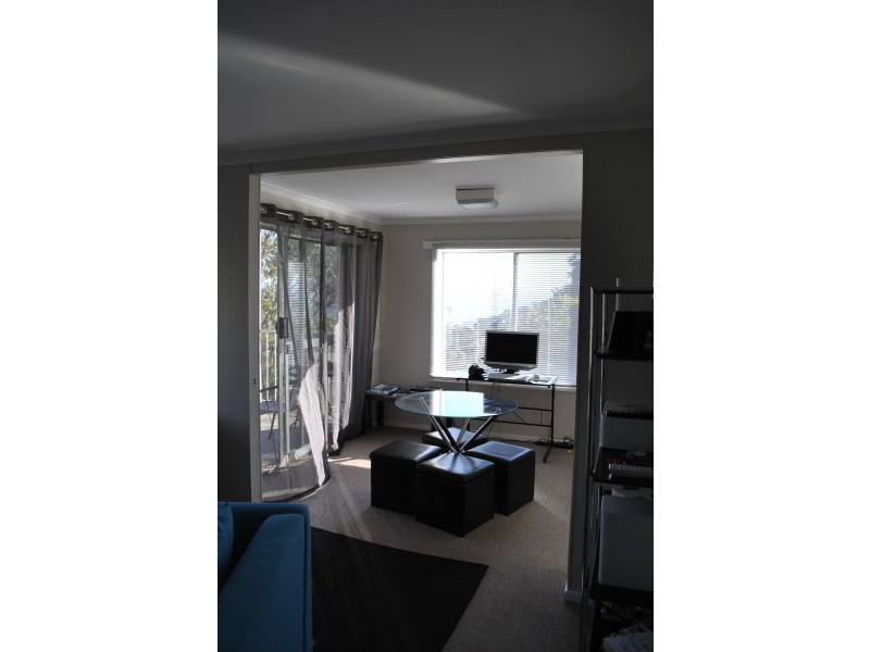 2/5 Castlereagh  Court, Lenah Valley TAS 7008