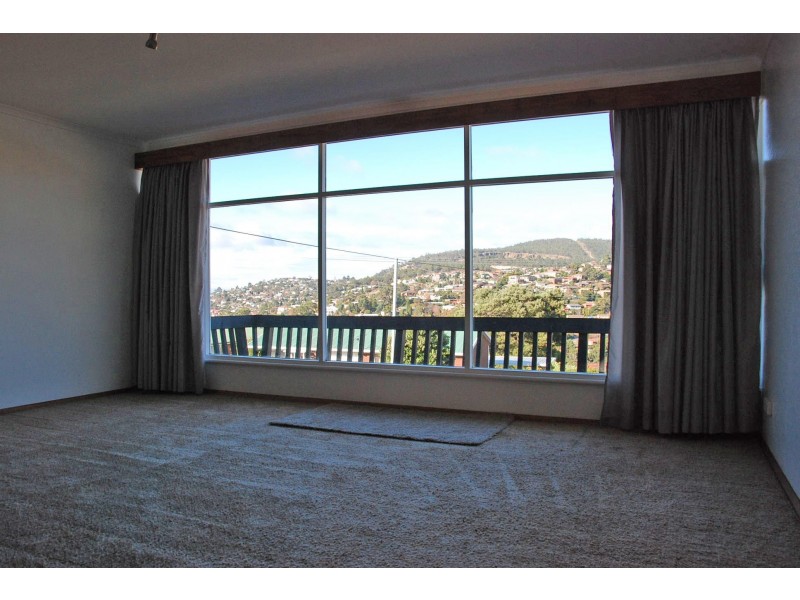 6 Monash Avenue, Lenah Valley TAS 7008