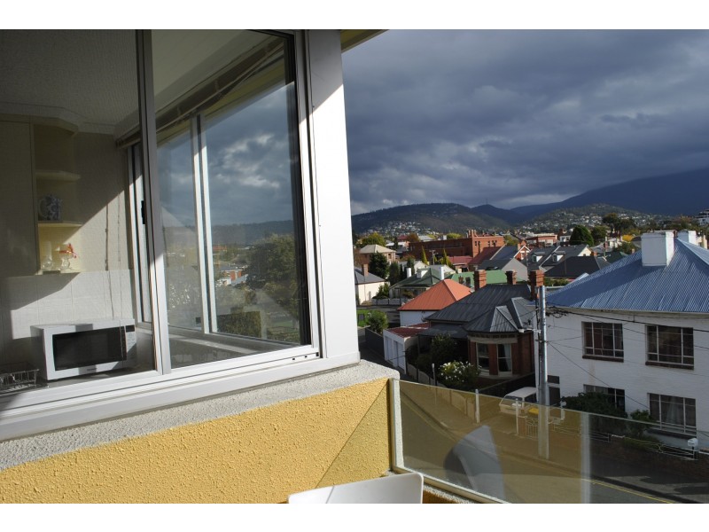 35/11 Battery Square, Battery Point TAS 7004