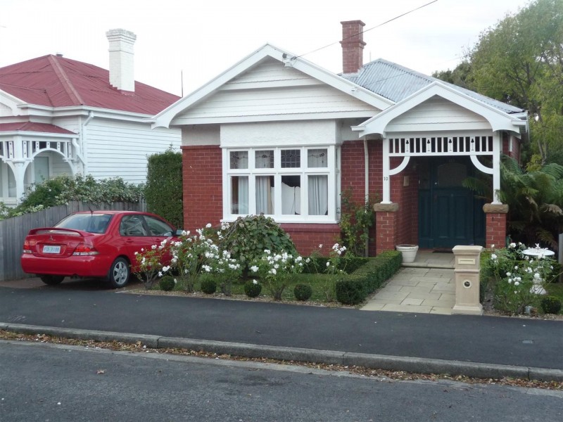 10 Greenlands Avenue, Sandy Bay TAS 7005