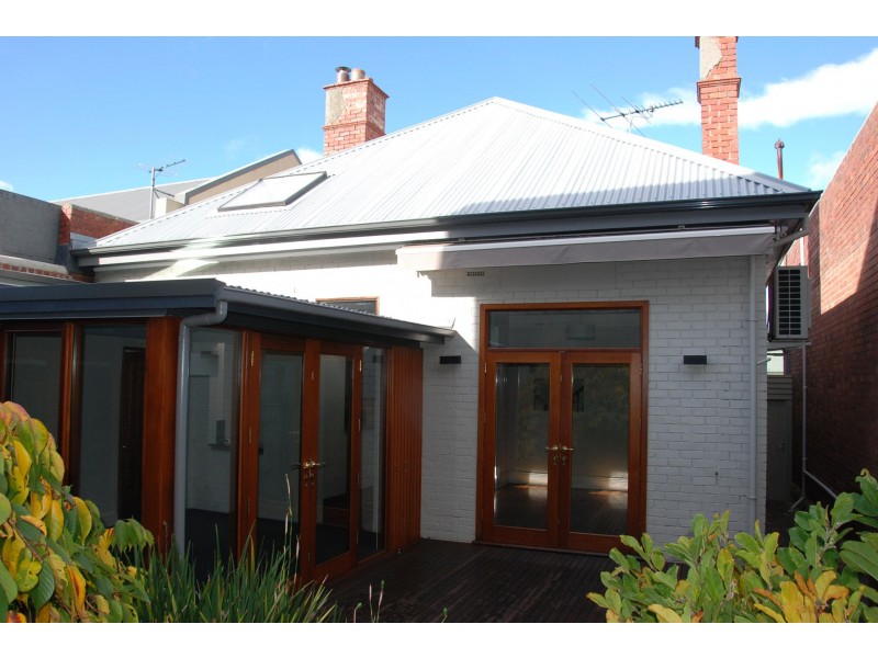 15 Strahan Street, North Hobart TAS 7000