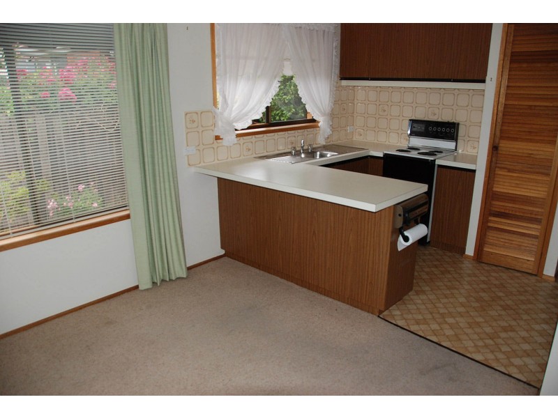 1/36 Shoreline  Drive, Howrah TAS 7018