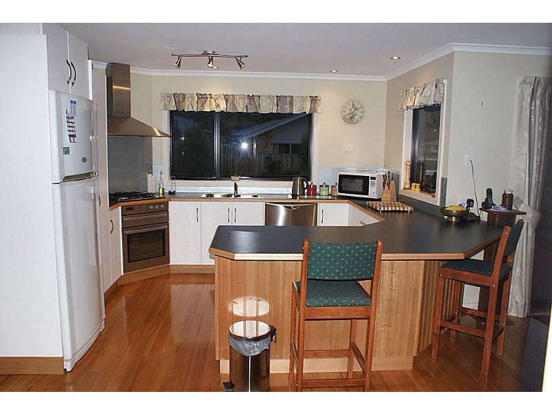 11 Crimson Drive, Margate TAS 7054