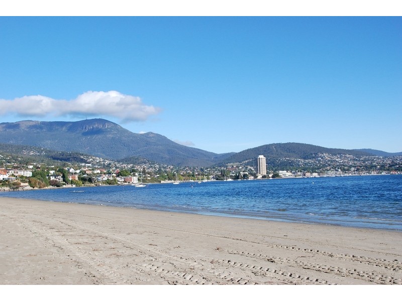 7/11 Beechworth Road, Sandy Bay TAS 7005