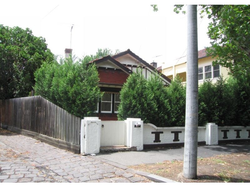 6 Hood Street, Elwood VIC 3184