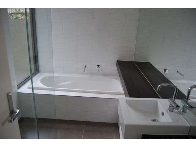 3/10 Urquhart Street, Northcote VIC 3070