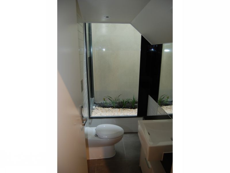 10 Urquhart Street, Clifton Hill VIC 3068