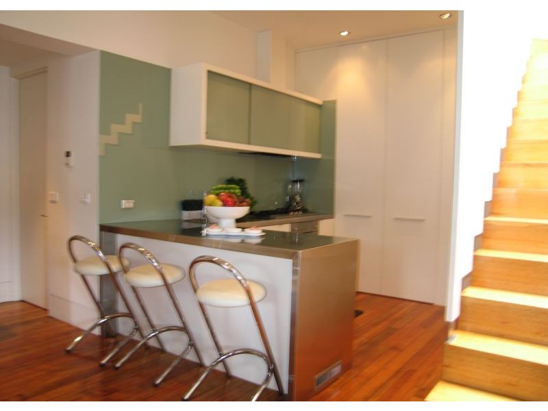 6 Glenhuntly Road, Elwood VIC 3184