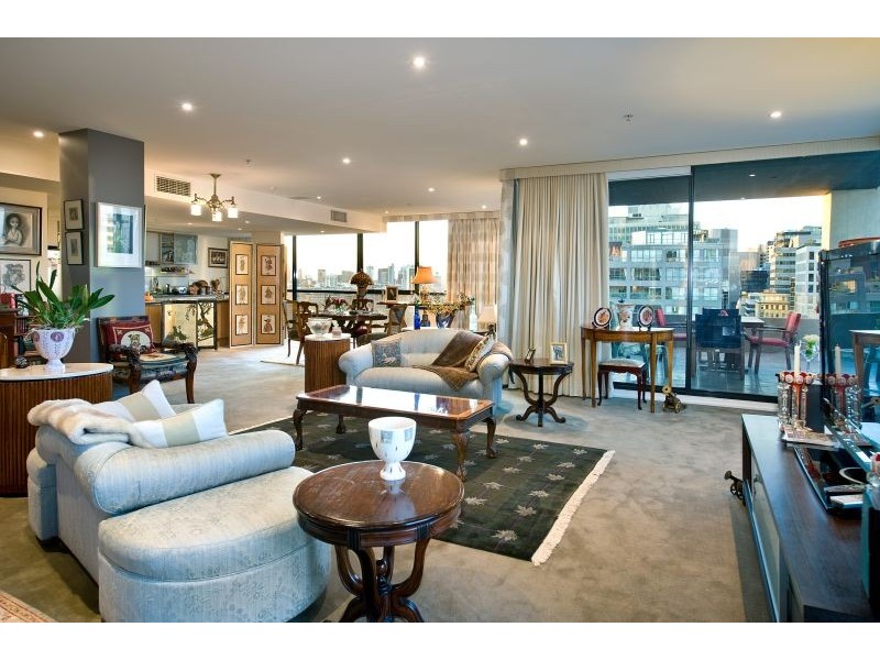 1104/19 Queens Road, Melbourne VIC 3004