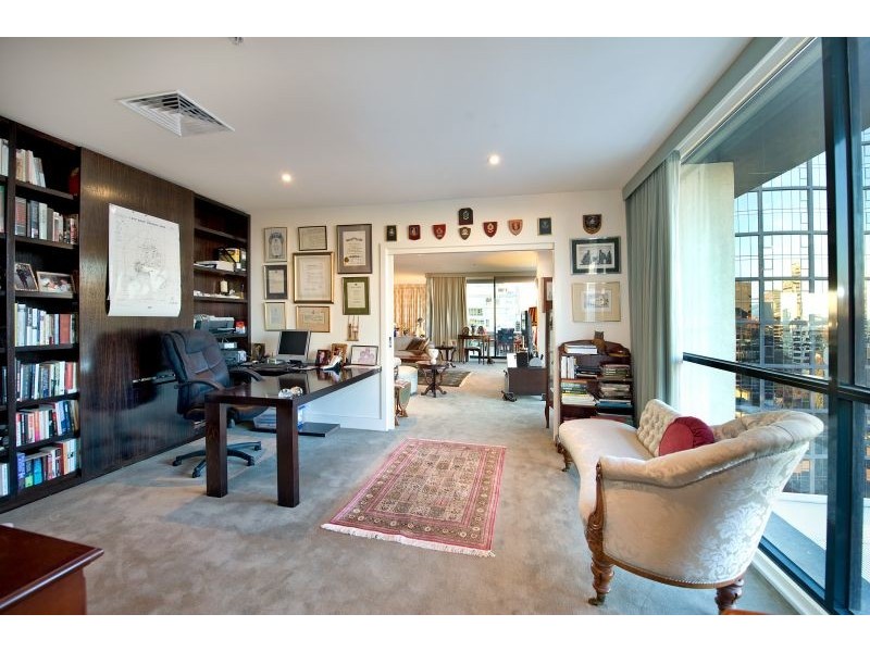 1104/19 Queens Road, Melbourne VIC 3004