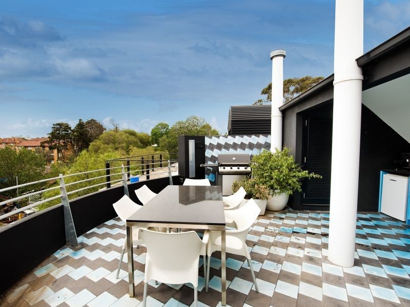 4 St Leonards Place, South Yarra VIC 3141