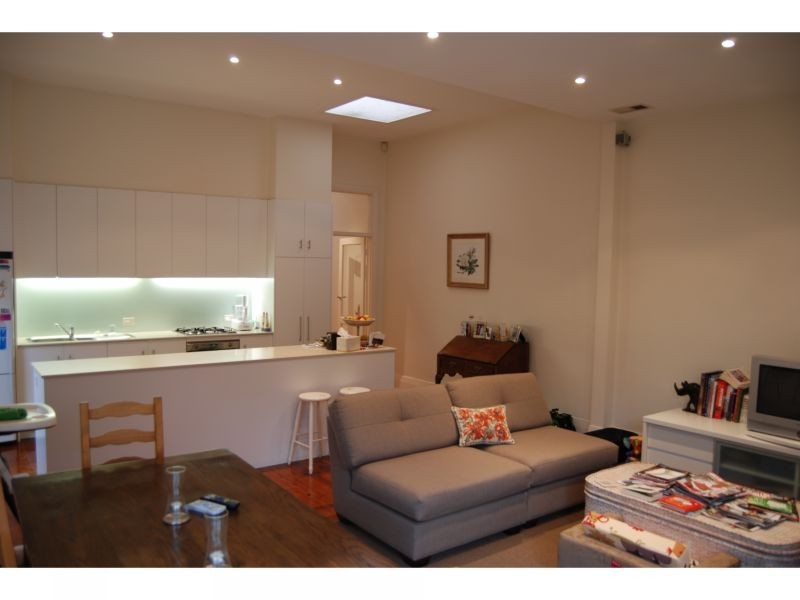 24 Irving Ave, Prahran VIC 3181