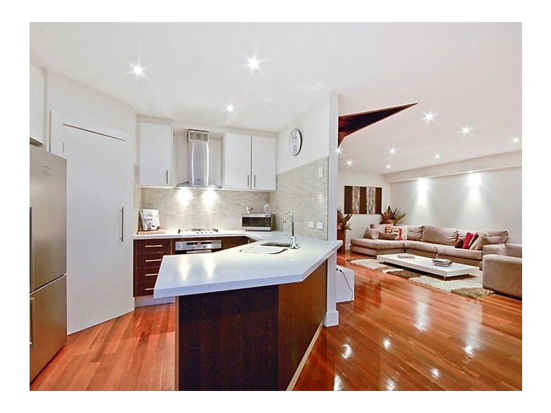 2 Seves Street, Altona VIC 3018