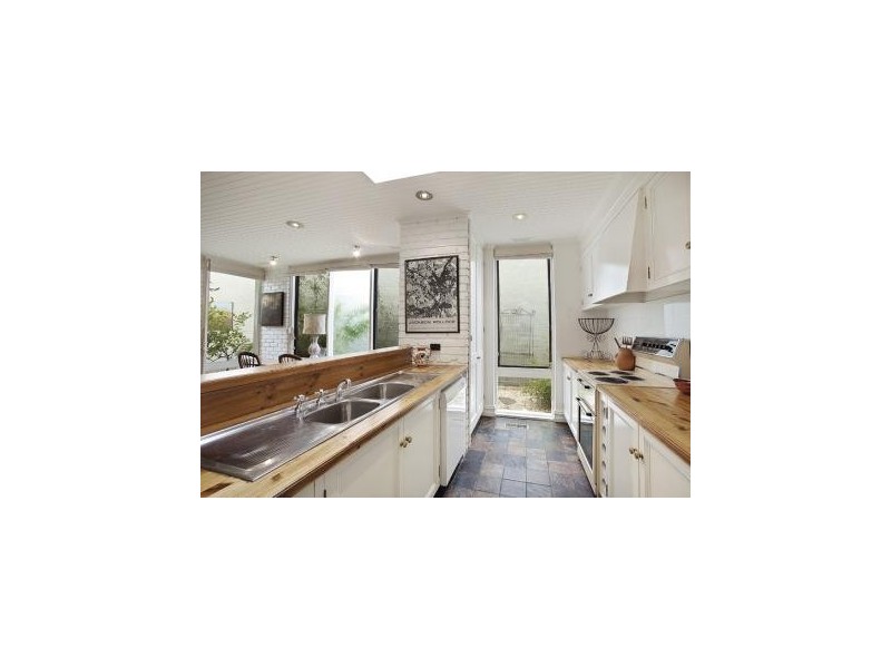 3 Davis Av, South Yarra VIC 3141