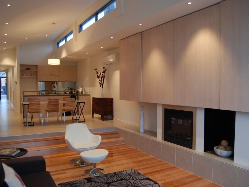 8B Urquhart Street, Clifton Hill VIC 3068