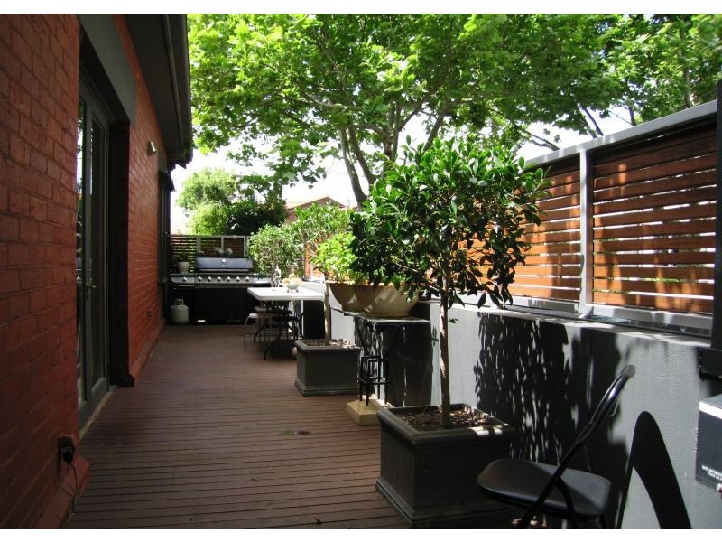 6 Glenhuntly Road, Elwood VIC 3184