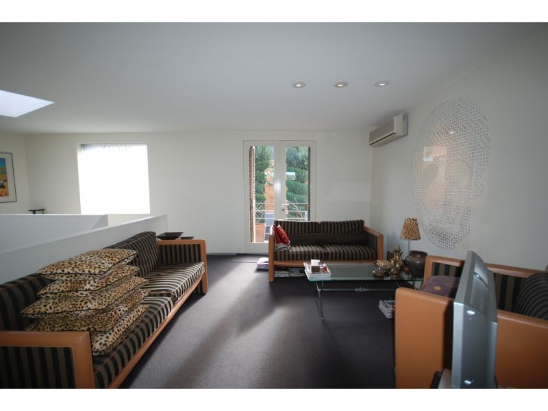 1 Spencer Place, Richmond VIC 3121