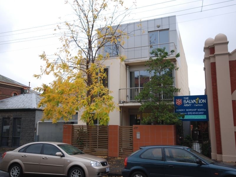 8/330 Drummond Street, Carlton VIC 3053