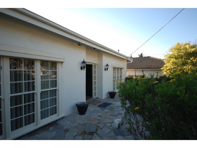 31 Grange Road, Toorak VIC 3142