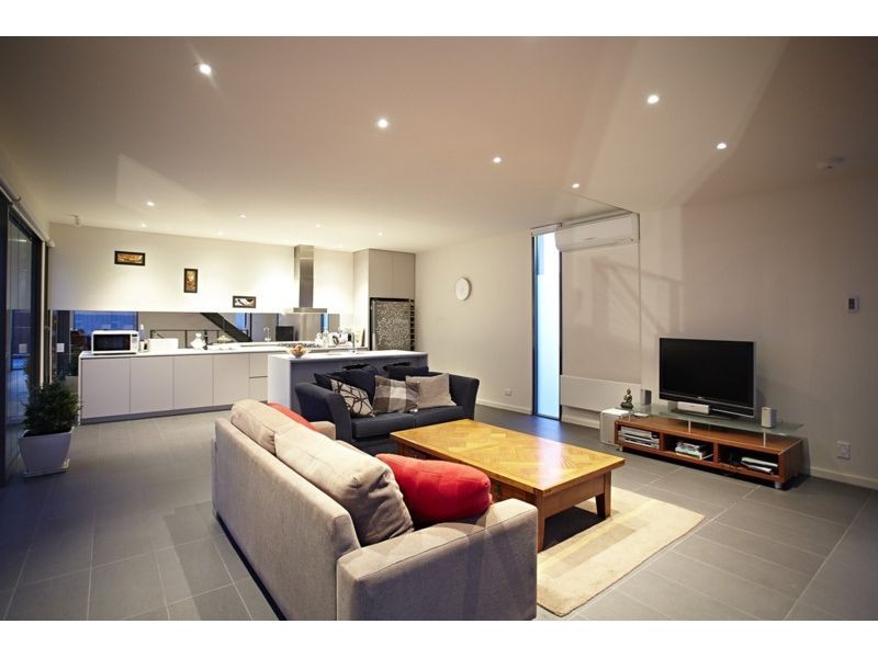 63 Dow Street, South Melbourne VIC 3205