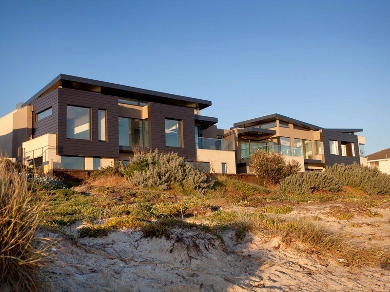 1 & 3/7 Kara Grove, Aspendale VIC 3195