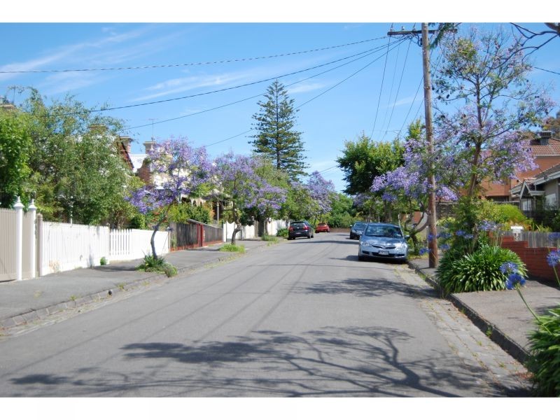 2 Carnarvon Street, Hawthorn East VIC 3123