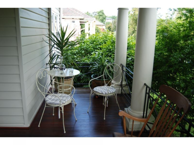 8 Saxby Road, Glen Iris VIC 3146