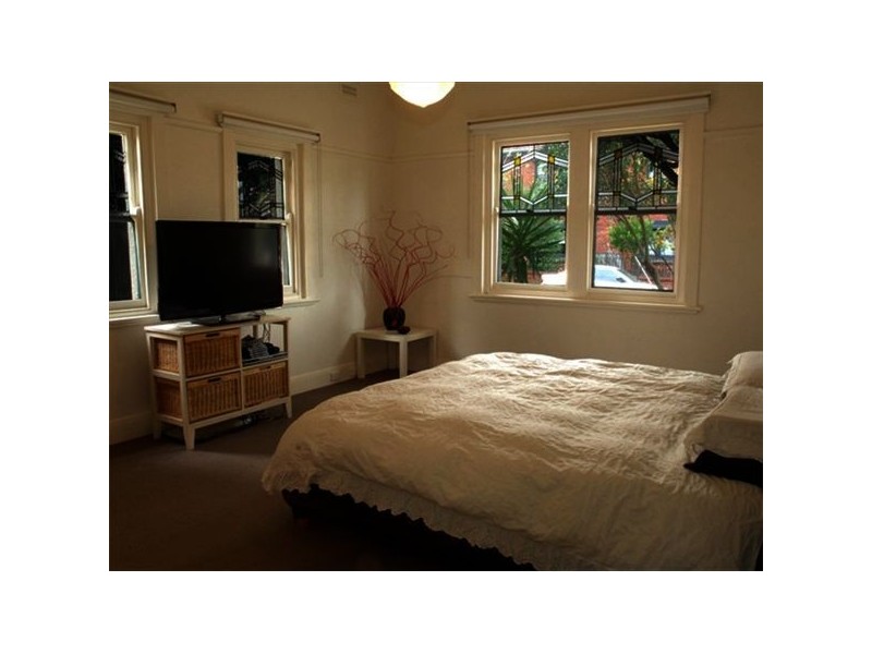 11 Hammerdale Avenue, St Kilda East VIC 3183