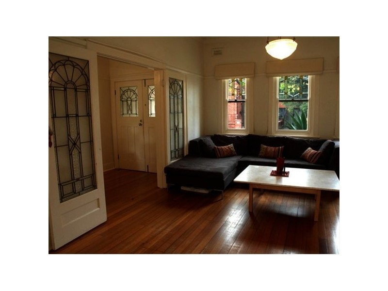 11 Hammerdale Avenue, St Kilda East VIC 3183