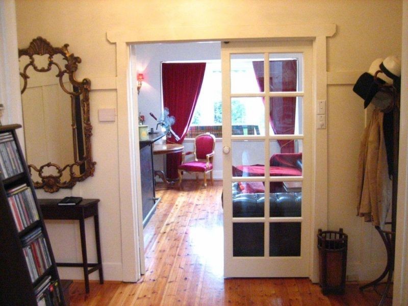 6 Hood Street, Elwood VIC 3184