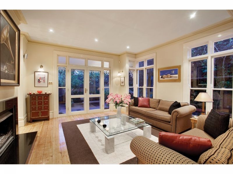 15 Lambeth Avenue, Armadale VIC 3143