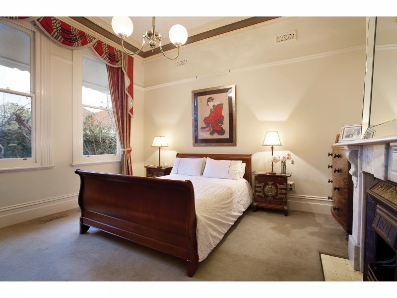 15 Lambeth Avenue, Armadale VIC 3143