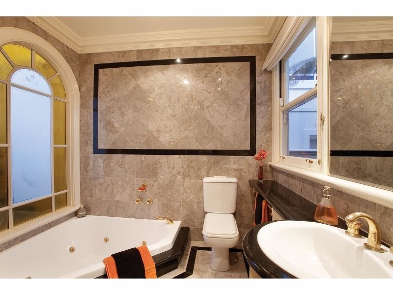 15 Lambeth Avenue, Armadale VIC 3143