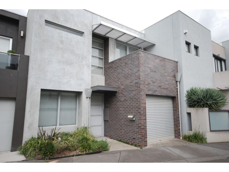 17 Park Drive, Clifton Hill VIC 3068