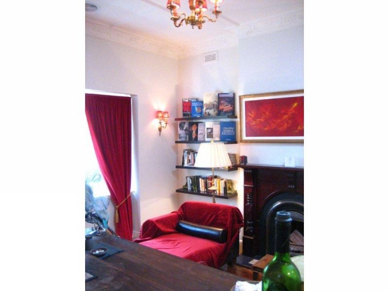 6 Hood Street, Elwood VIC 3184