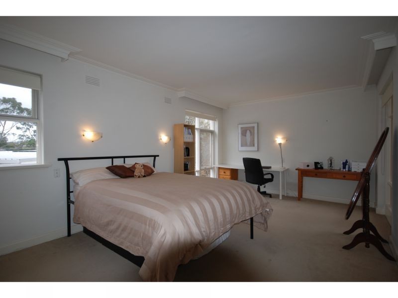 5/11 Mernda Road, Kooyong VIC 3144